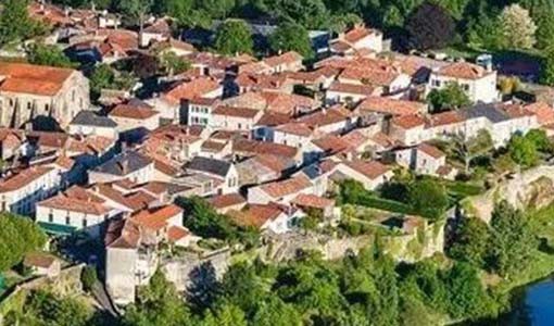 江阳回乡建别墅为什么一定要选专业乡墅公司